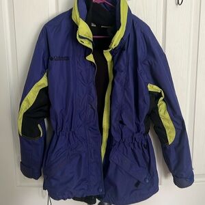 COPY - Columbia unisex ski jacket. Multiple pockets fleece lined men’sM womanL